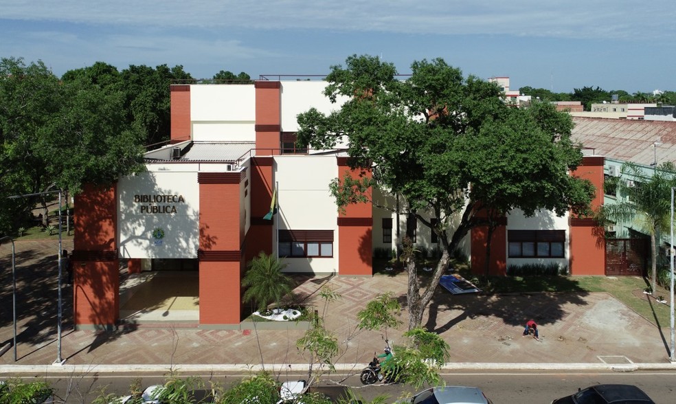 Biblioteca Pública é fechada para manutenção por tempo indeterminado